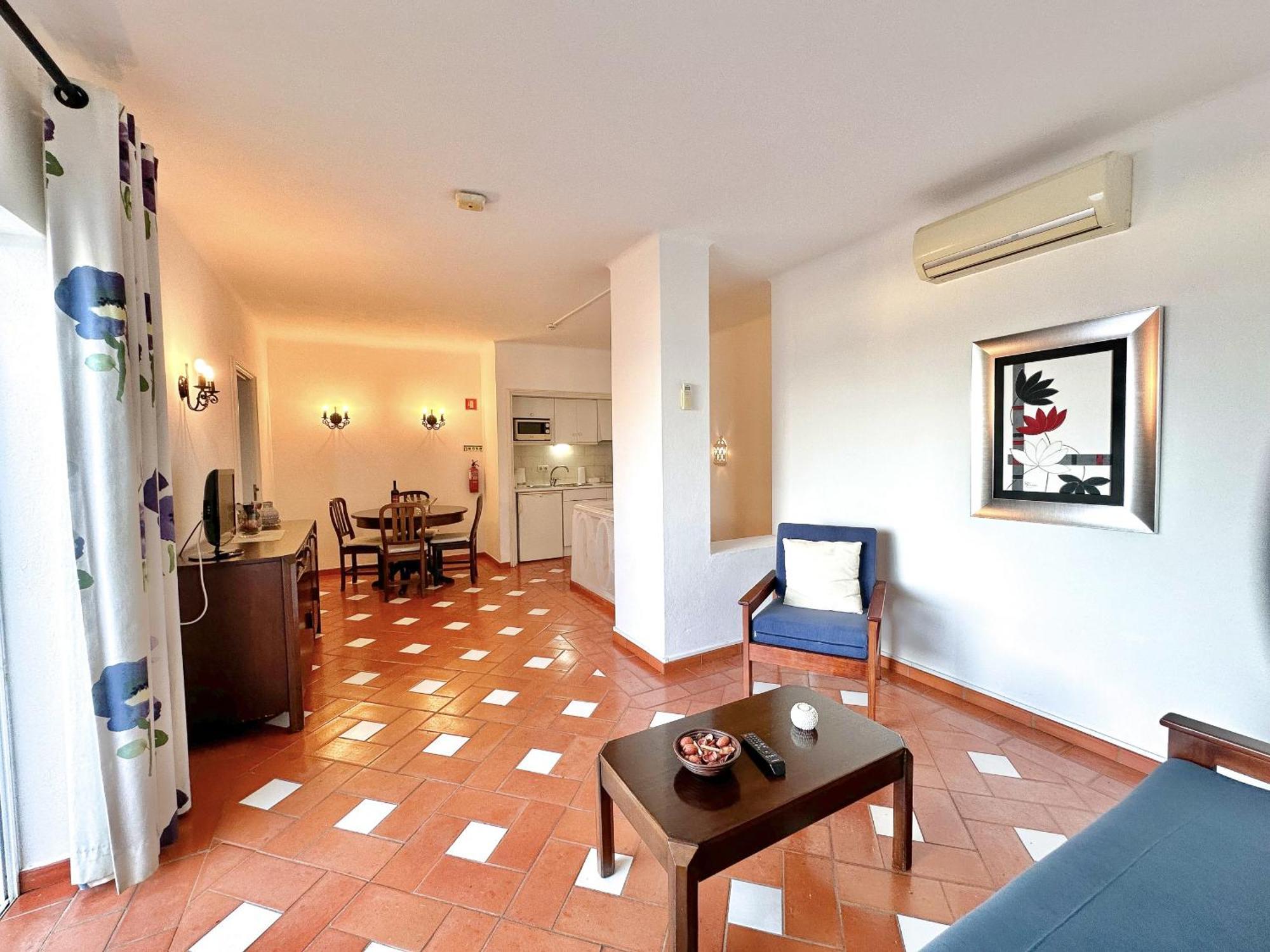 Apartamento Duplex Com Vista Mar E Solario Privativo 5p